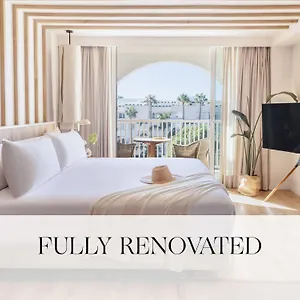 Hotel Me *****